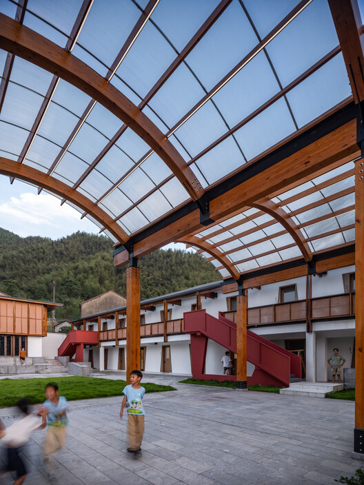 دگرگونی و بازسازی مدرسه ابتدایی Sun'ao / ZAOZUO ARCHITECTURE STUDIO - عکاسی بیرونی، پرتو، پنجره