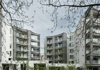Perfumiarnia Estate Apartments / JEMS
