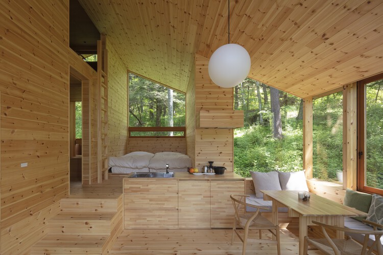 Cabin in the Woods / K+S Architects - عکاسی داخلی، میز، پنجره