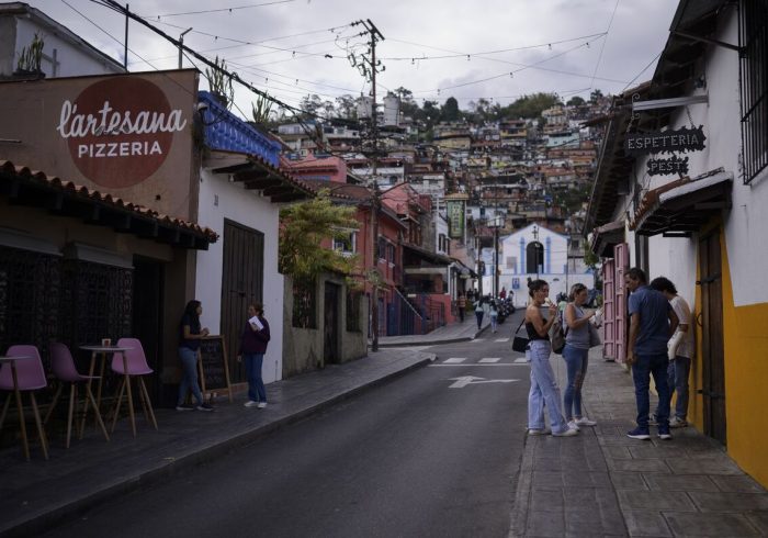 طبقه متوسط ​​رو به نابودی ونزوئلا از محله های مد روز قیمت گذاری شده است