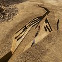 وقتی زمین شروع به نگاه کردن به خودش کرد - Desert X Installation / SYN Architects - تصویر 4 از 17