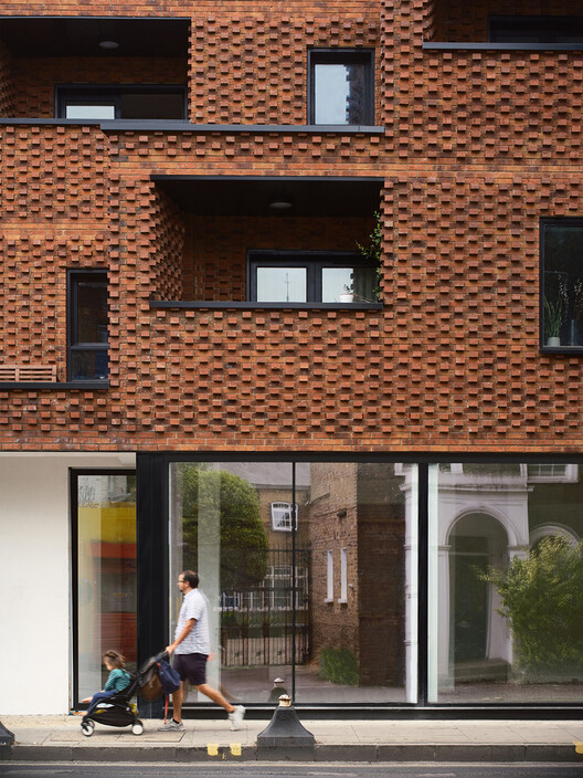 Dalston Lane / DROO Architects - عکاسی خارجی، پنجره، آجر، نما