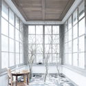 حلقه خانه / OFIS Architects - عکاسی داخلی، پنجره، صندلی