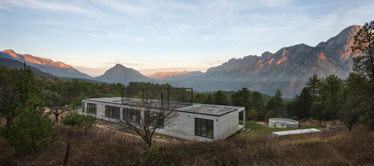 خانه در Sierra de Arteaga / S-AR - عکاسی بیرونی