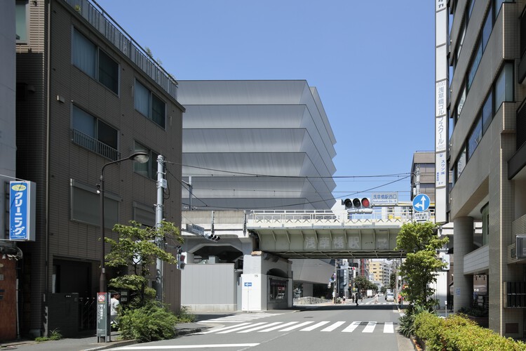 ساختمان اداری MONOSPINAL ستاد / طراحی ماکوتو یاماگوچی - عکاسی خارجی، پنجره، نما