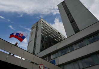 نخست وزیر اسلواکی به دلیل شناسایی مظنون تحت عمل جراحی بیشتری قرار گرفت