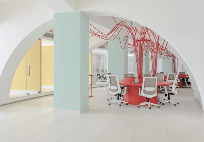 Elance Learning Headquarters / Vili & Vé Architecture