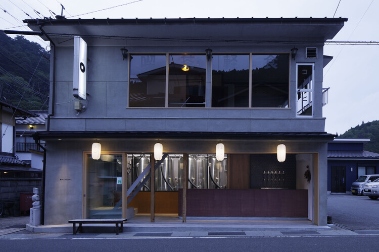 Dorogawa Onsen Brewery / Hidenori Tsuboi Architects - عکاسی خارجی، پنجره، نما