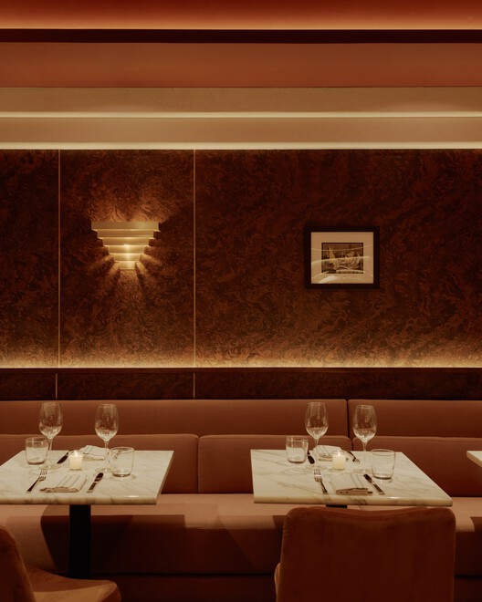 رستوران و بار سوتو / طراحی قطعات و کار - عکاسی داخلی، اتاق نشیمن، میز، صندلی