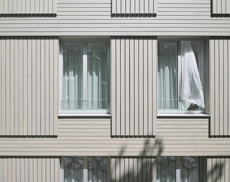 خانه بازنشستگان خواهران فرانسیسکن در وین / Schenker Salvi Weber Architekten - عکاسی داخلی، پنجره، نما، ستون