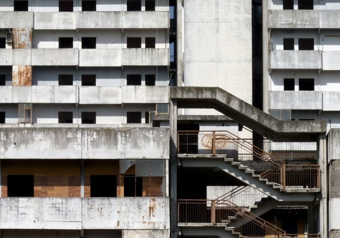 به حداکثر رساندن زیرساخت های فرسوده: پتانسیل تغییر کاربری ساختمان های متروکه به مسکن اجتماعی