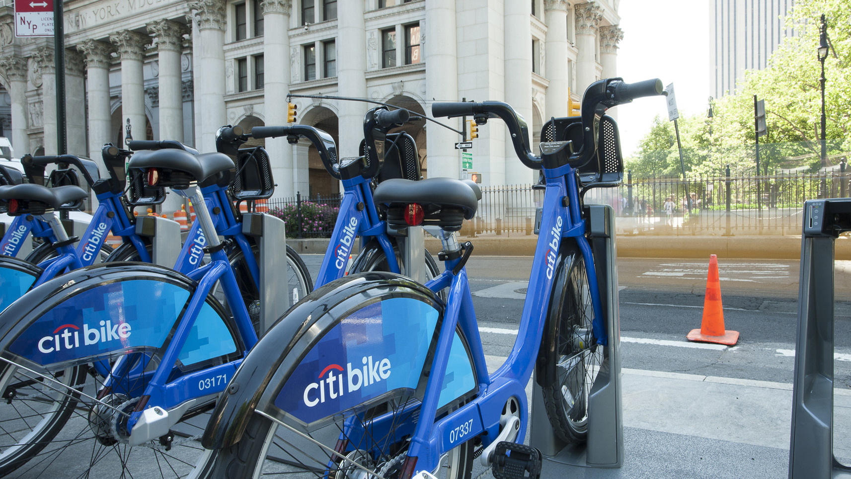دوچرخه های الکترونیکی و ایجاد برنامه های اشتراک گذاری دوچرخه پایدار از نظر مالی — Streetsblog ایالات متحده آمریکا