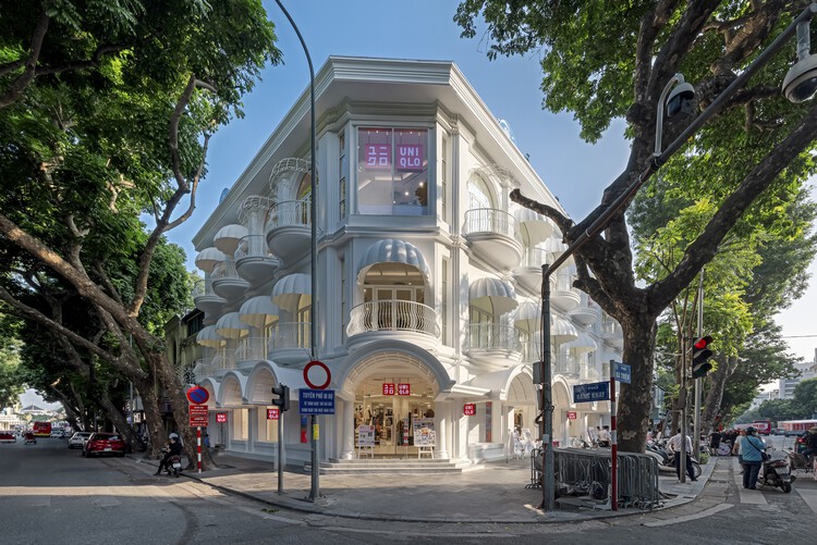 Uniqlo Flagship Store Hanoi / RED DESIGN GROUP - VIETNAM - تصاویر بیشتر