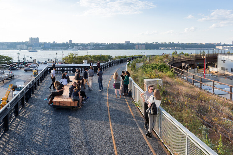 The High Line Effect: Transforming Abandoned Infrastructure in the United States - Image 9 of 11