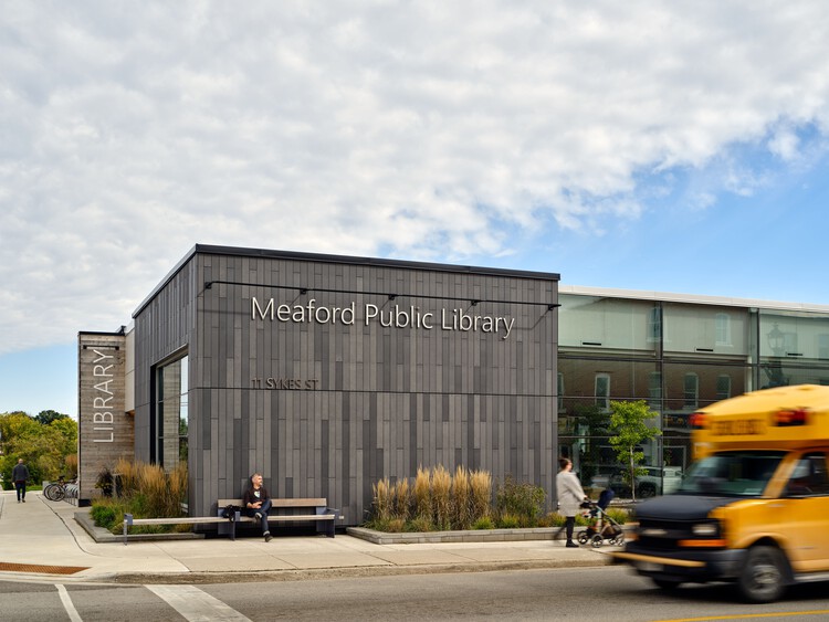 کتابخانه عمومی میفورد / شرکای معماری LGA - عکاسی بیرونی، نما