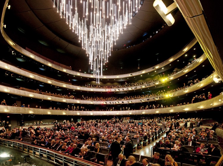 Winspear Opera House / Foster + Partners - تصویر 10 از 41