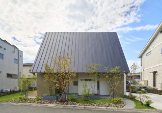 خانه در کوسای / FujiwaraMuro Architects