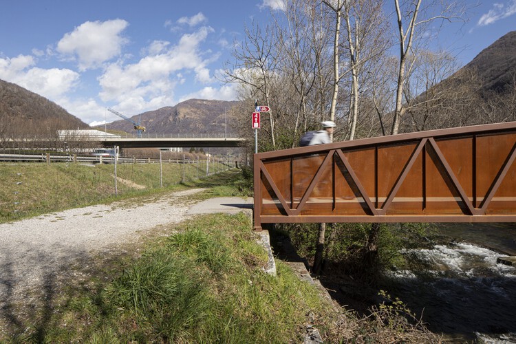 بازسازی پل عابر پیاده و دوچرخه Mezzovico / Enrico Sassi Architetto - تصویر 10 از 23