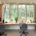 The Nook / Isaac French - عکاسی داخلی، میز، قفسه بندی، پنجره، صندلی