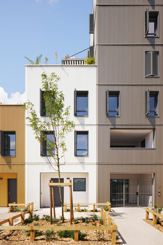 مجتمع مسکونی So Wood / A+Architecture + Hellin Sebbag Pirany Architectes - تصویر 12 از 18