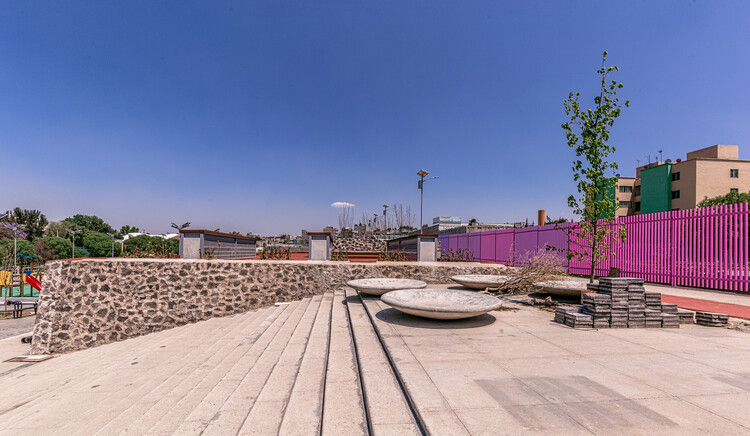 پارک آبی La Quebradora در مکزیک: طراحی فضاهای عمومی برای بهبود مدیریت آب - تصویر 9 از 22