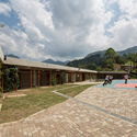 معماری آموزشی برای جامعه: کاوش در آثار معماران Plan:b در کلمبیا - تصویر 3 از 27