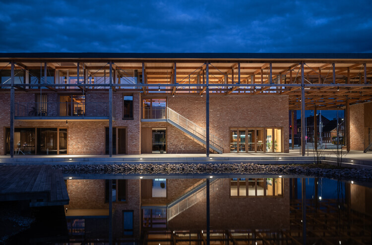محل اقامت کالج کرافتز در هورسنز / Cubo Arkitekter - تصویر 8 از 21