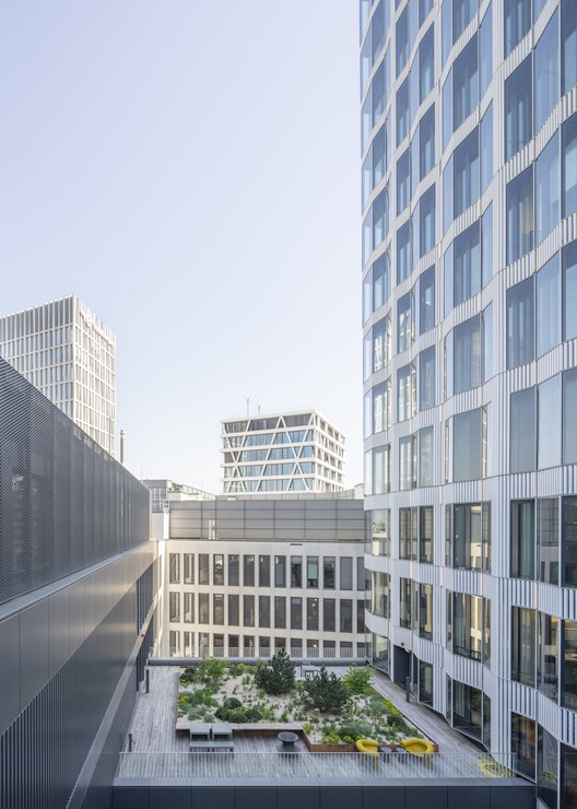 ساختمان بلند در Europaplatz / allmannwappner - تصویر 8 از 31