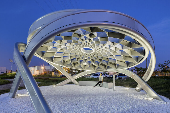 انرژی تجدیدپذیر با چهره‌ای نو؛ برق پاک در قالب هنر شهری