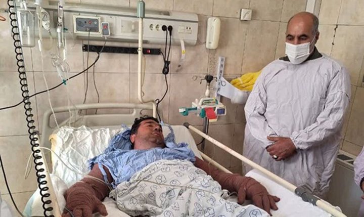 عیادت فرمانده هوانیروز ارتش از مصدوم حادثه سقوط بالگرد در اصفهان