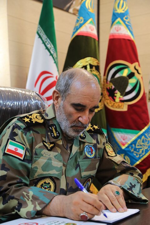 پیام فرمانده نیروی زمینی ارتش به مناسبت شهادت خلبانان و دو تن از هموطنان